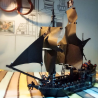 Barco Pirata Negro